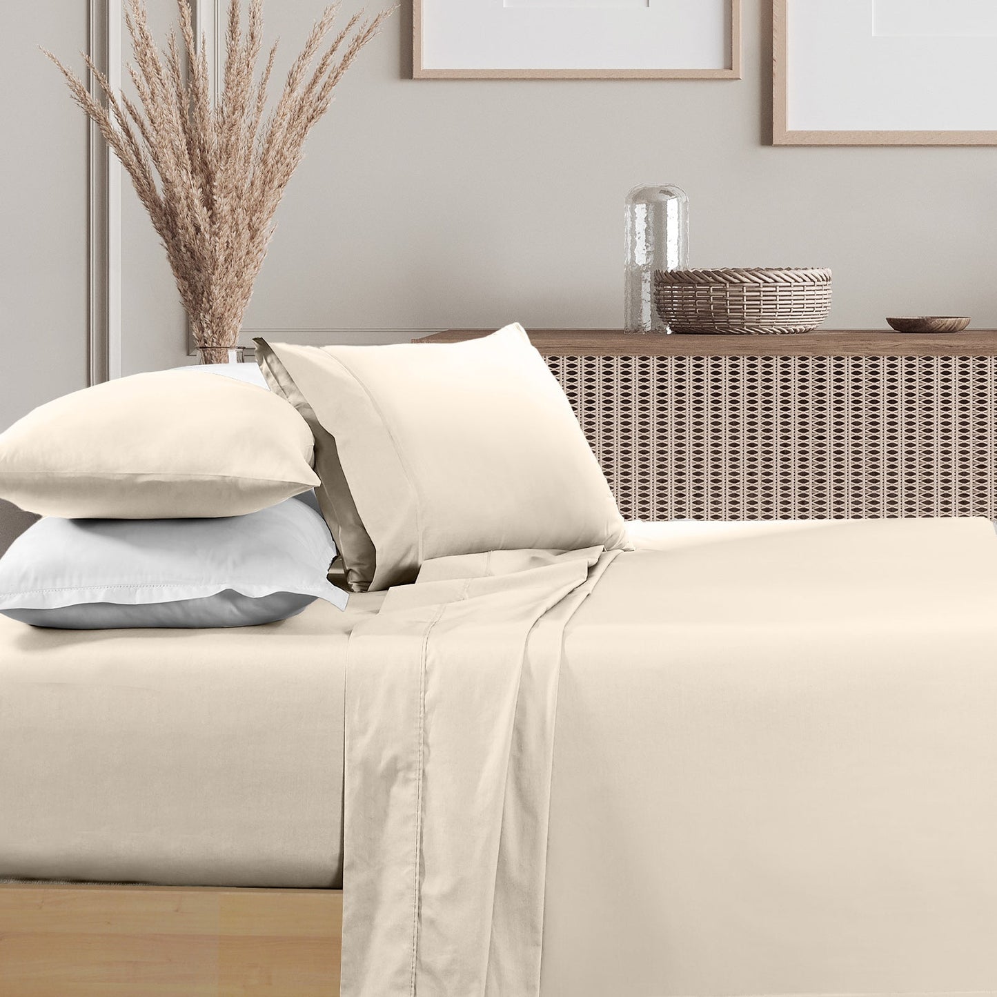 Renee Taylor 1500 Thread count Cotton Blend Sheet sets King Ivory-0